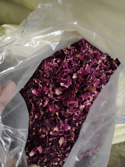 Gulab Patti (Dry Rose Petals)