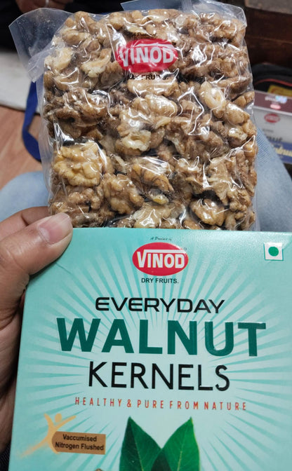 Akhrot (Walnuts)